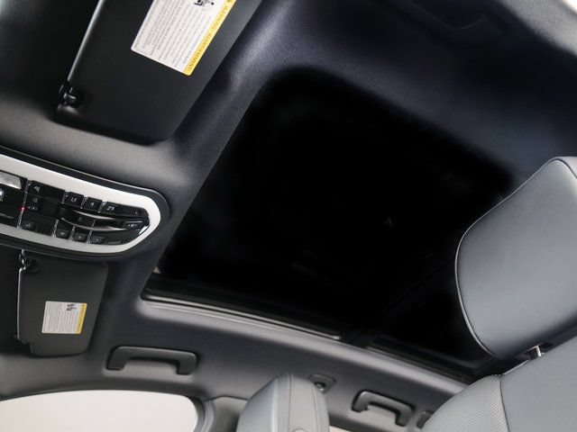 New 2026 Porsche Macan S AWD/4WD image 28