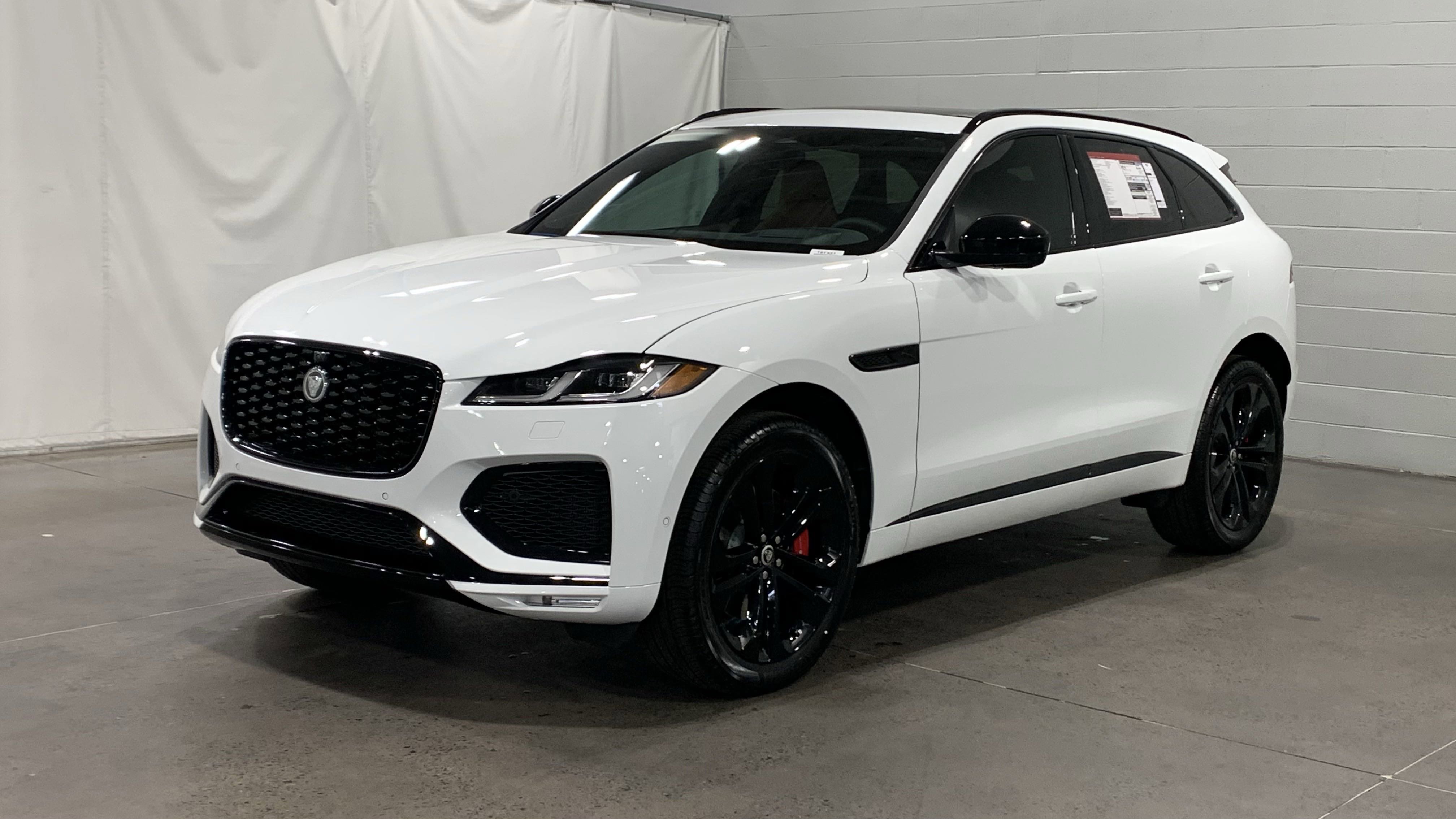 New 2026 Jaguar F-PACE R-Dynamic S image 1