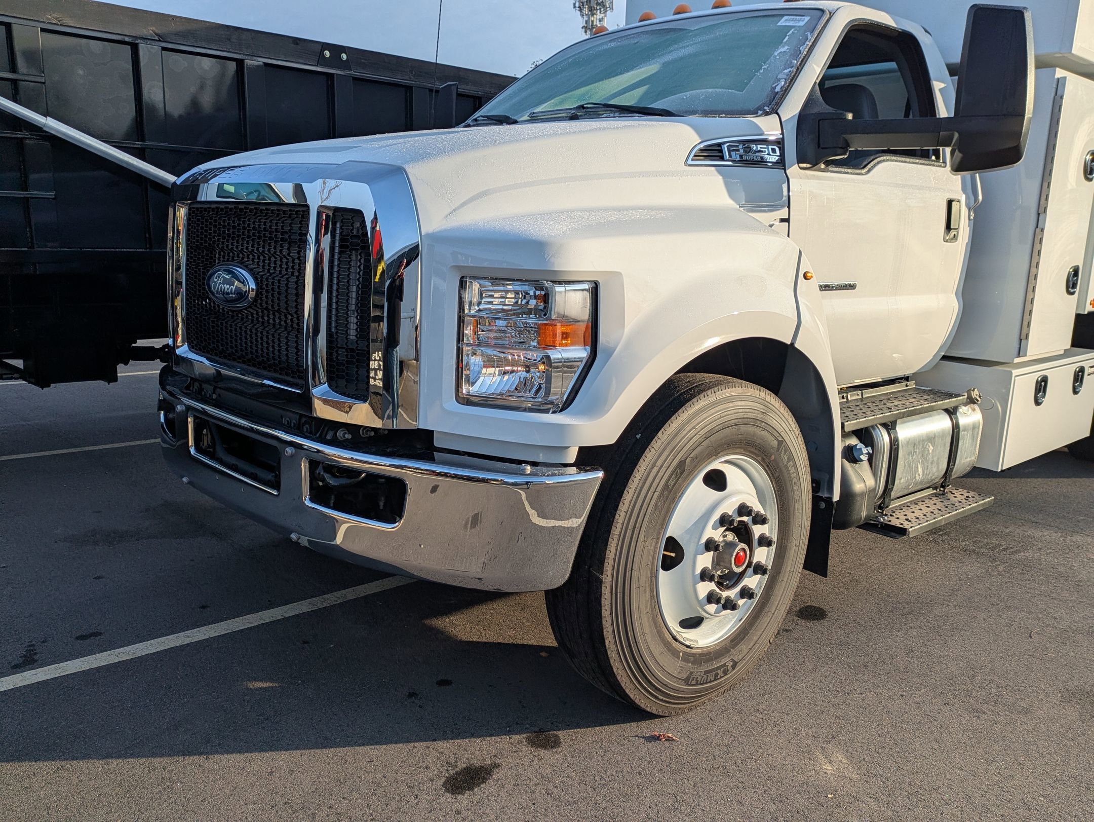 New 2026 Ford F750 2WD Regular Cab Super Duty image 9