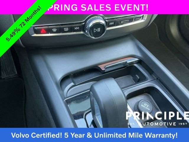 Certified 2023 Volvo XC60 B5 Plus image 20