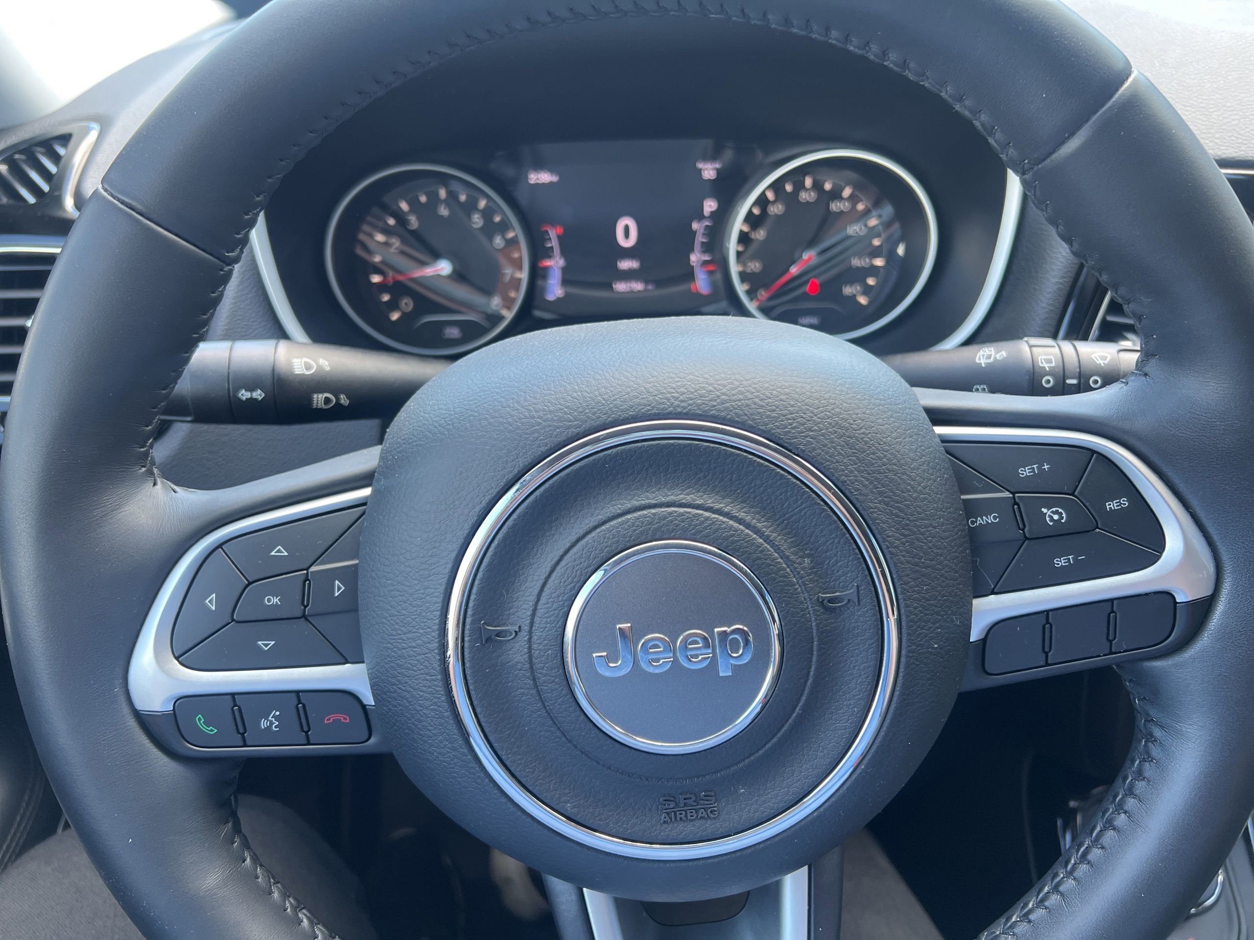 Used 2018 Jeep Compass Latitude w/ Popular Equipment Group AWD/4WD image 10