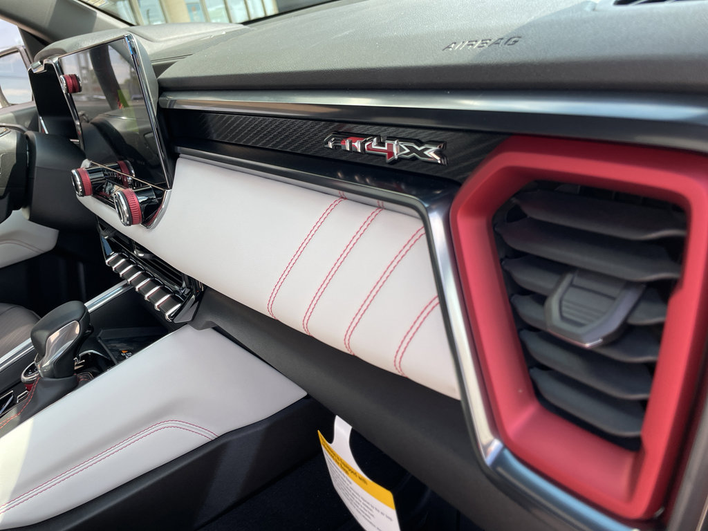 New 2026 GMC Canyon AT4X image 27