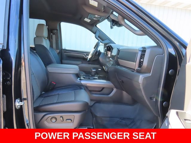 Used 2023 Chevrolet Silverado 1500 ZR2 AWD/4WD image 24