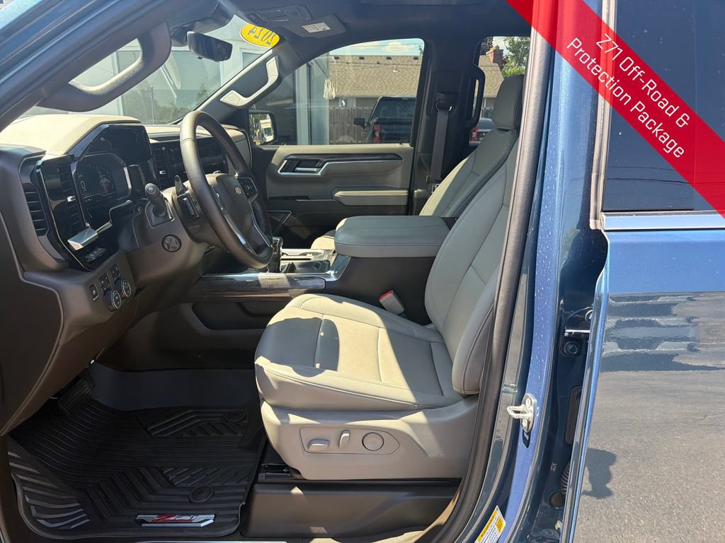 Used 2024 Chevrolet Silverado 1500 LTZ w/ LTZ Premium Package AWD/4WD image 11
