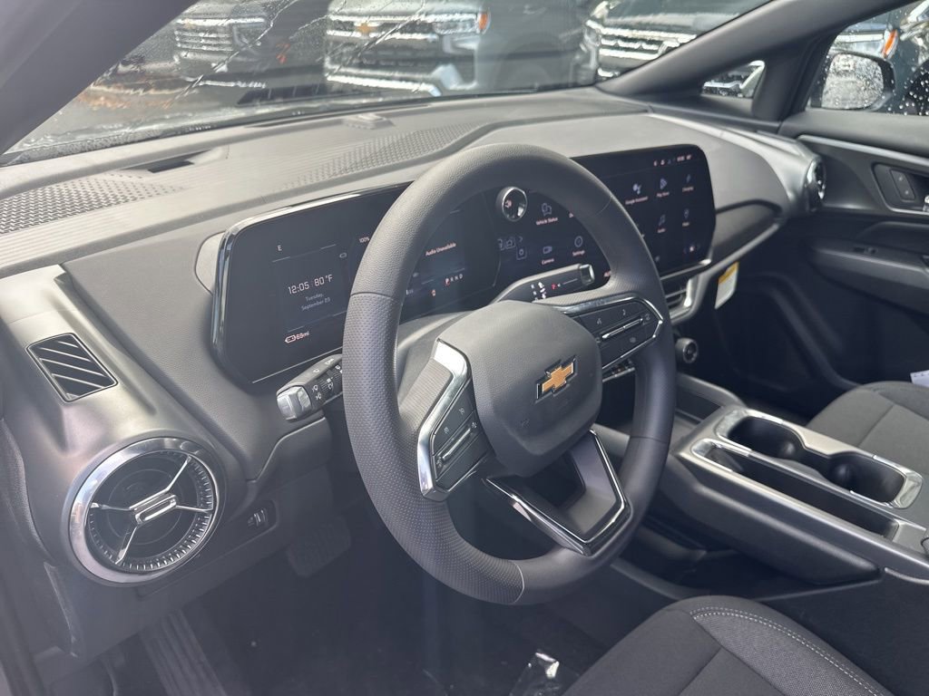 New 2026 Chevrolet Equinox EV LT image 5