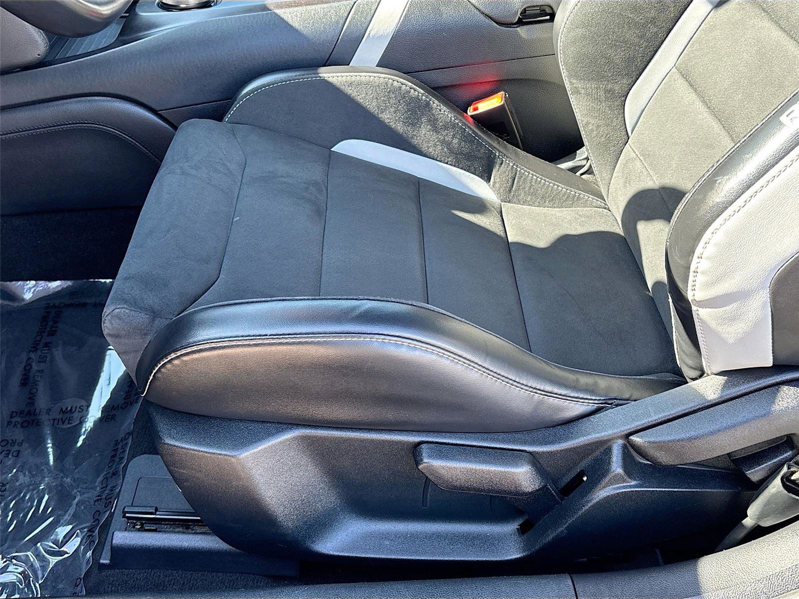 Used 2020 Ford Mustang Shelby GT500 w/ Carbon Fiber Track Pack image 20