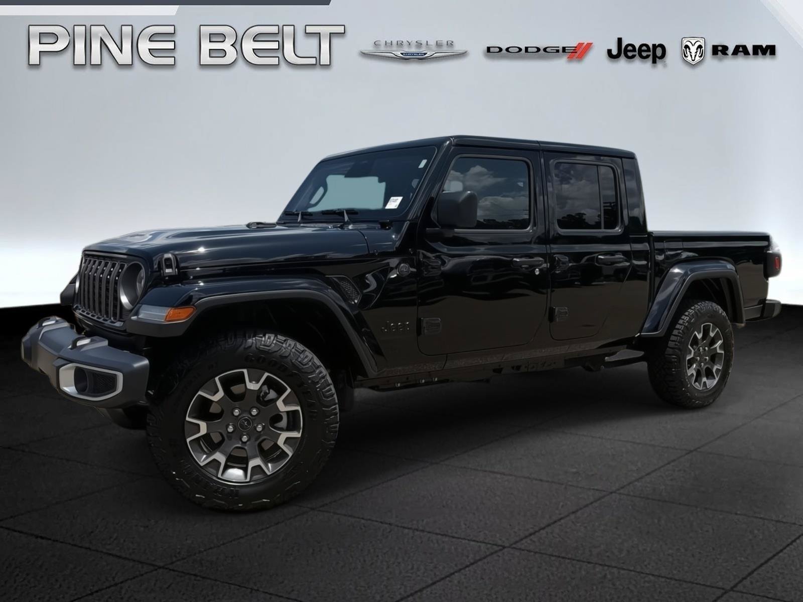 Used 2026 Jeep Gladiator Sport AWD/4WD image 1