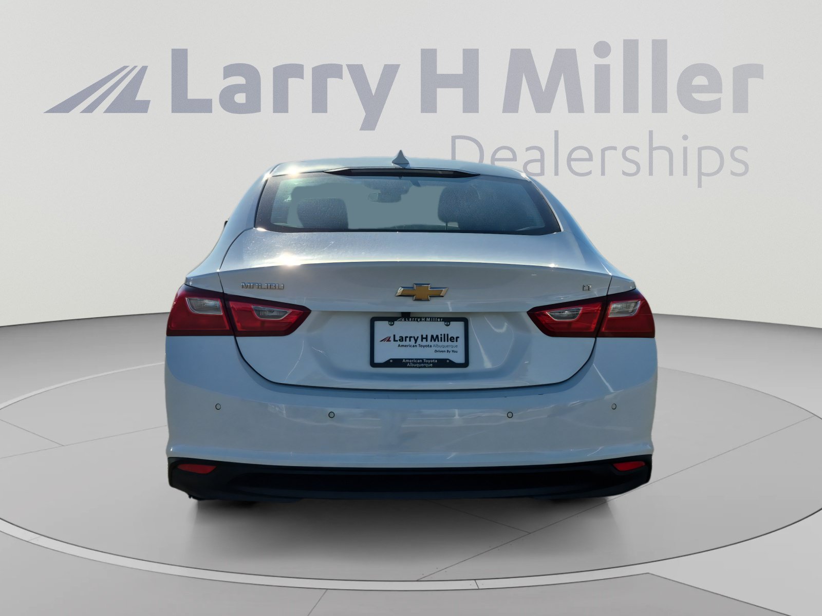 Used 2024 Chevrolet Malibu LT FWD image 4