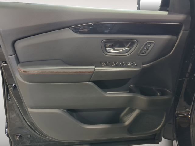 New 2025 Honda Pilot TrailSport image 28