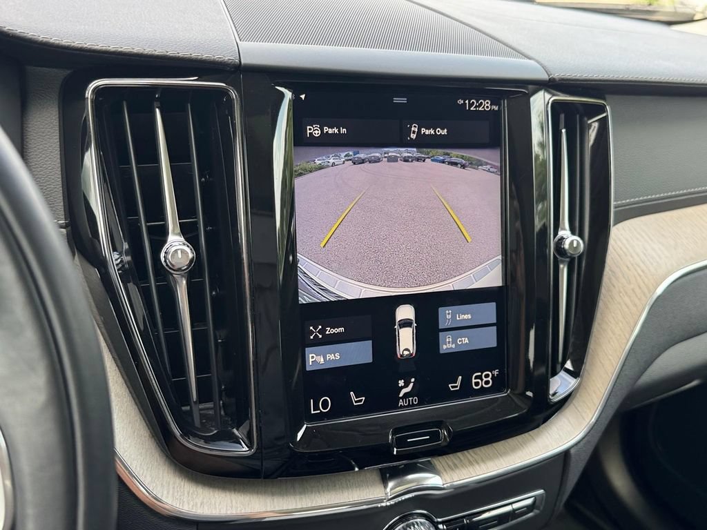 Used 2018 Volvo XC60 T5 Inscription w/ Convenience Package AWD/4WD image 19