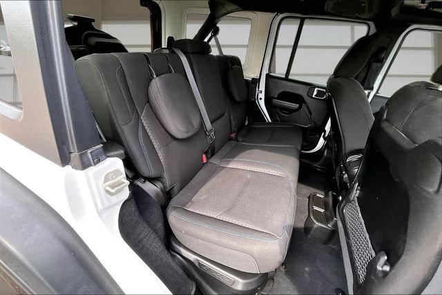 Used 2024 Jeep Wrangler Unlimited Rubicon 4xe AWD/4WD image 26