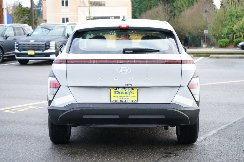 Used 2026 Hyundai Kona SE FWD image 7