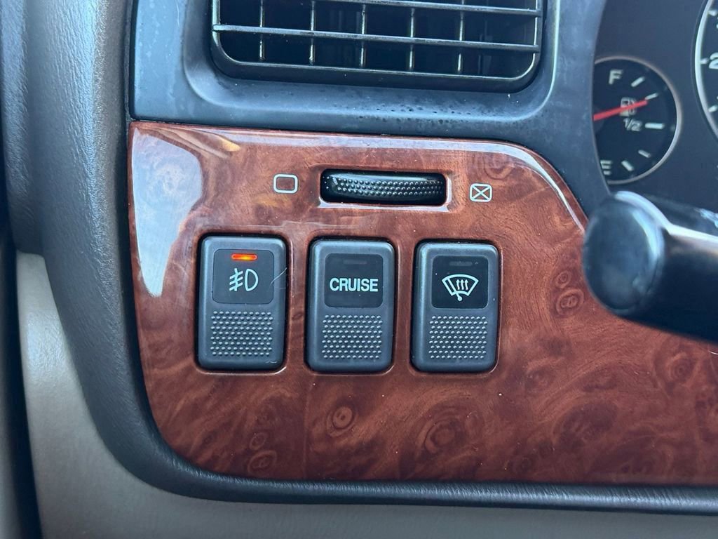 Used 2004 Subaru Outback Wagon image 17