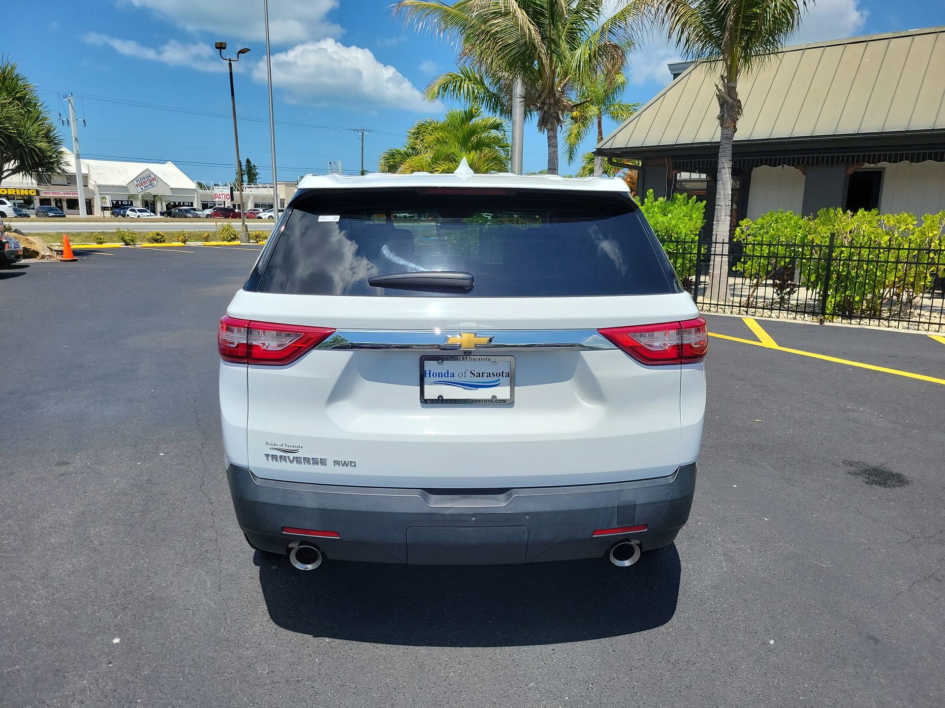 Used 2018 Chevrolet Traverse LS w/ LPO, Cargo Package AWD/4WD image 6
