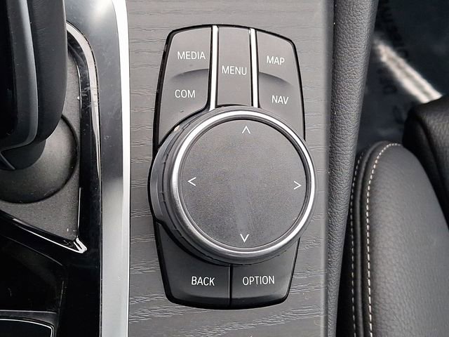 Used 2023 BMW 530i xDrive w/ Premium Package image 16