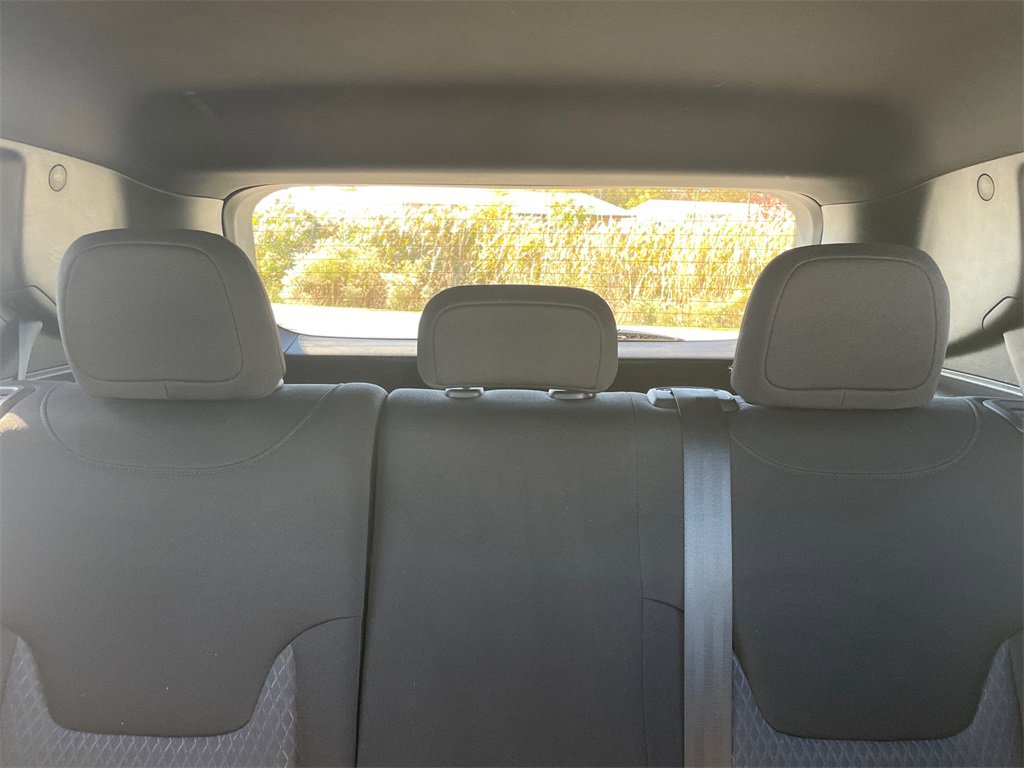 Used 2021 Jeep Renegade Latitude image 34