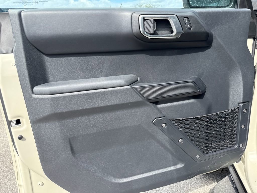 New 2026 Ford Bronco Badlands image 18