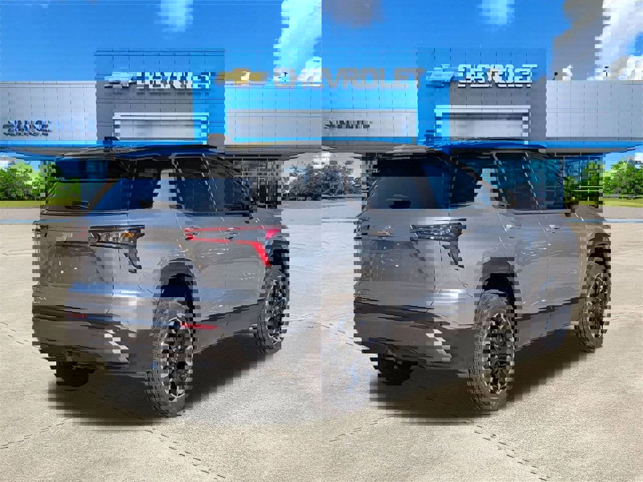 New 2026 Chevrolet Equinox LT image 4