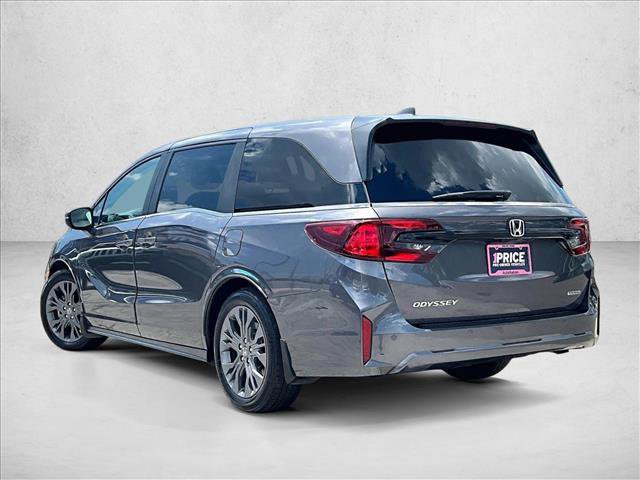 Used 2025 Honda Odyssey Touring image 13