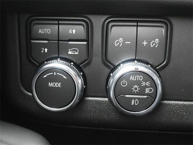 New 2026 GMC Yukon Elevation image 15