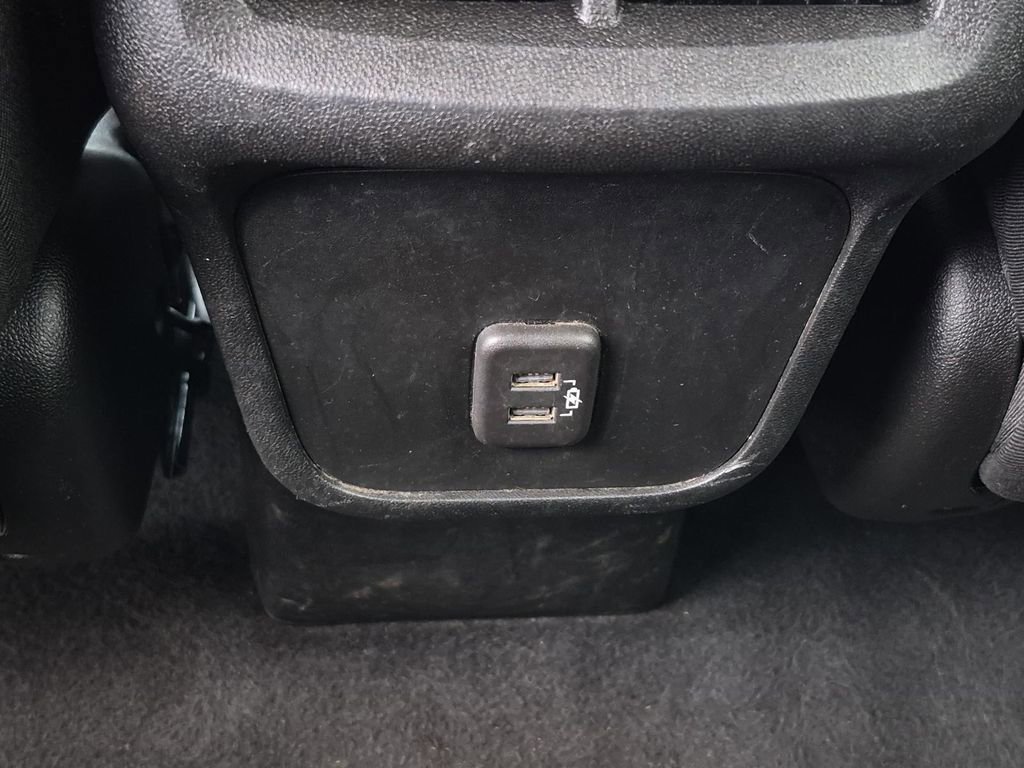Used 2021 Chevrolet Equinox LT FWD image 16