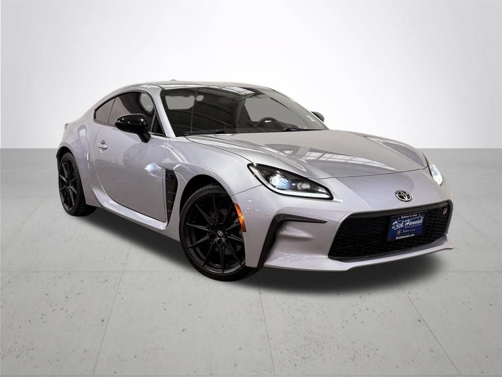 Used 2023 Toyota GR86 Premium RWD image 7