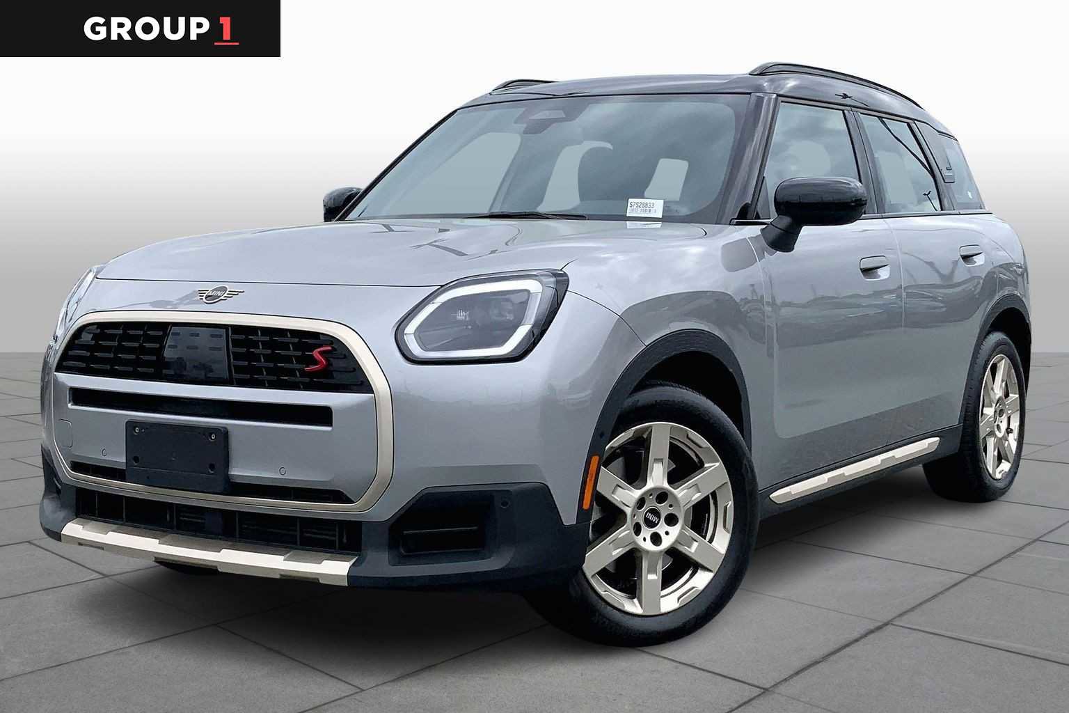 Used 2025 MINI Cooper Countryman S image 1
