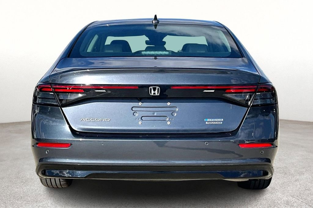 Used 2023 Honda Accord Touring image 6