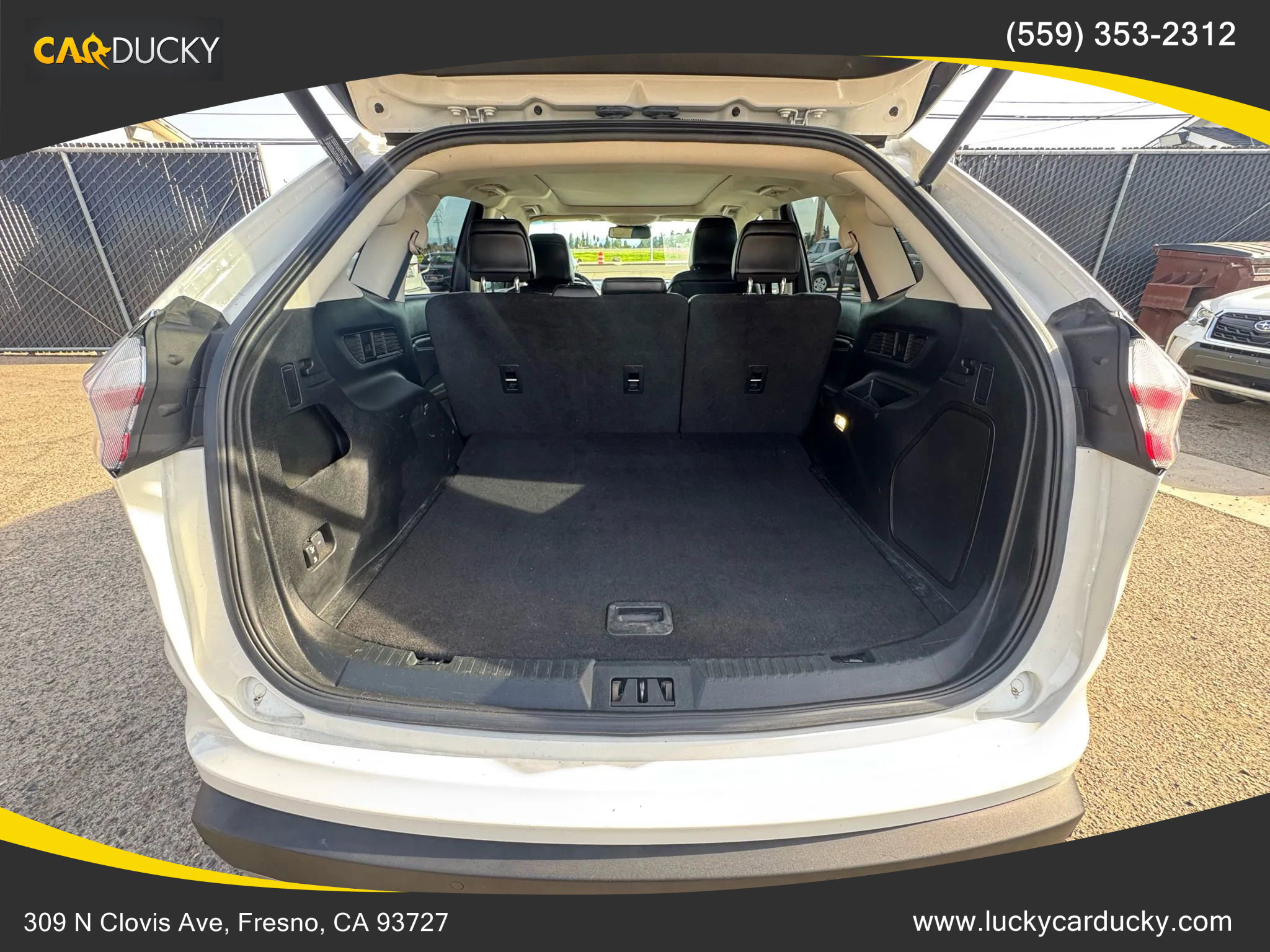 Used 2020 Ford Edge Titanium image 25