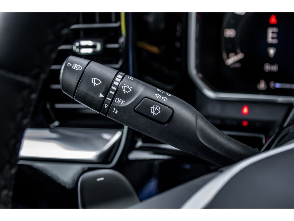 New 2026 GMC Sierra 1500 SLT w/ SLT Premium Plus Package image 29