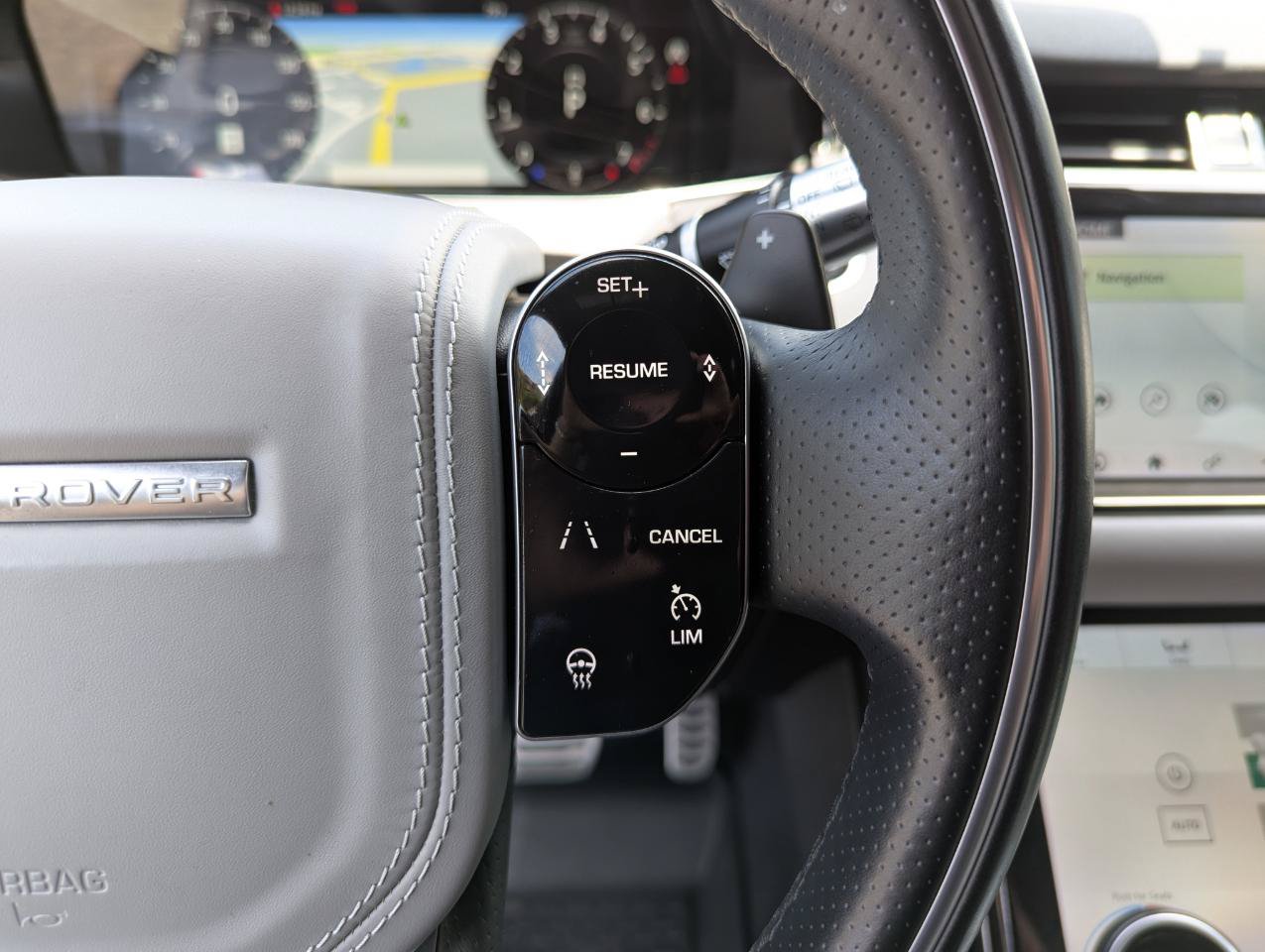 Used 2020 Land Rover Range Rover Evoque First Edition AWD/4WD image 17
