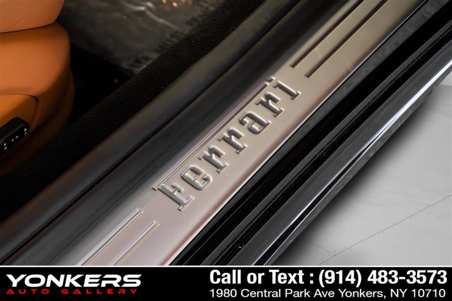 Used 2010 Ferrari California RWD image 68