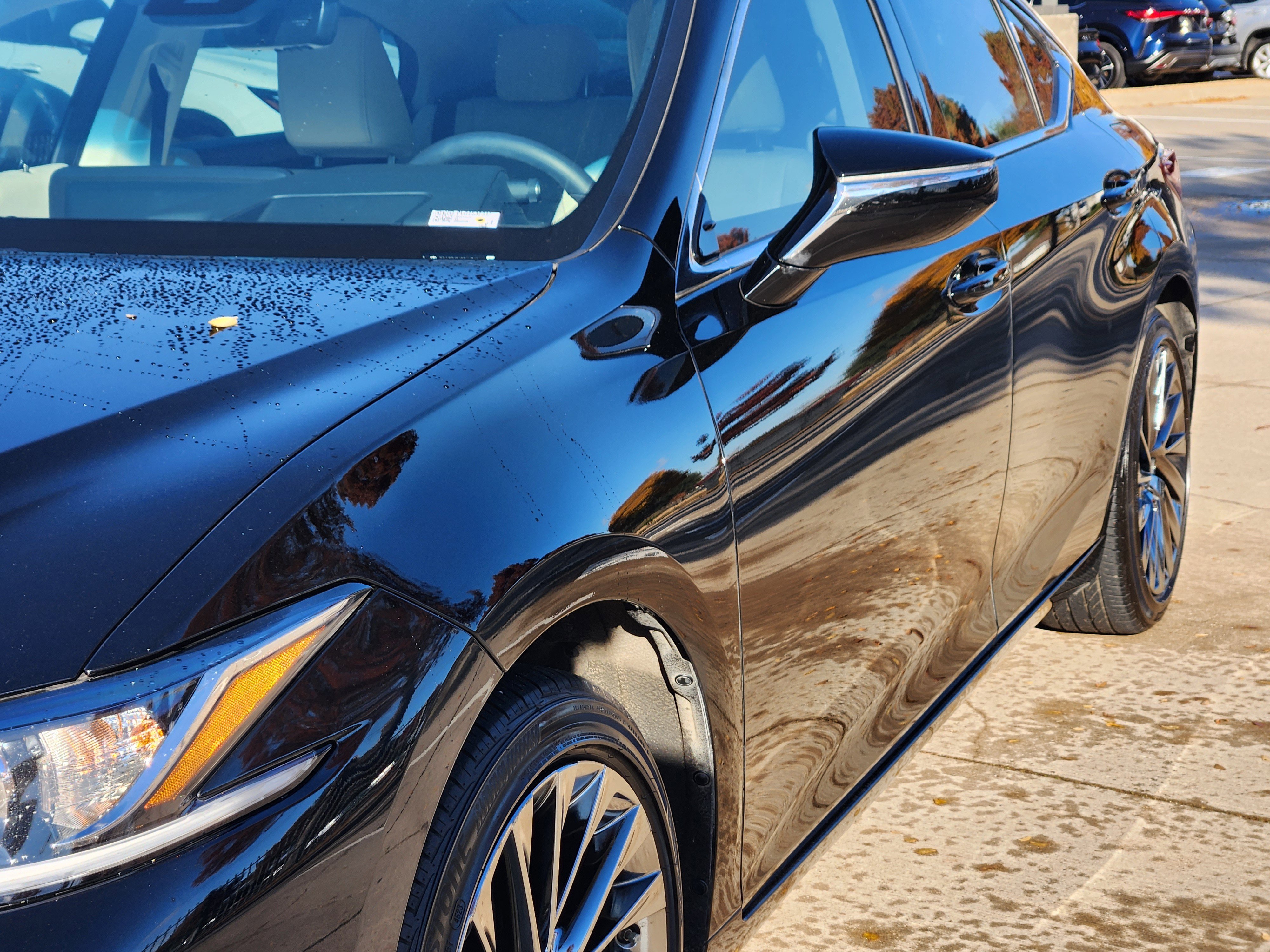 Used 2024 Lexus ES 350 w/ Luxury Package image 9