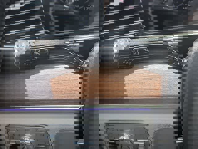 Used 2025 Mercedes-Benz GLE 350 4MATIC image 26