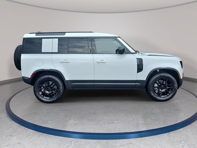 New 2026 Land Rover Defender 110 S AWD/4WD image 4