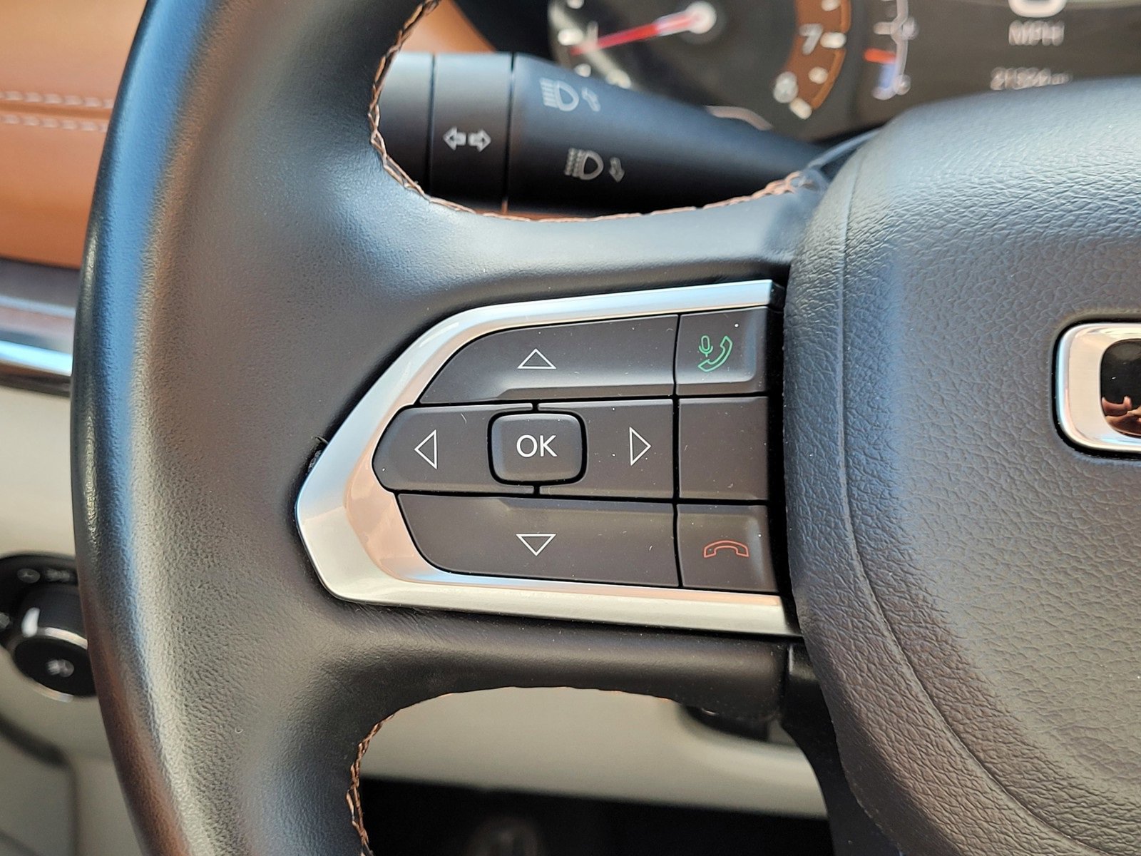 Used 2022 Jeep Compass Limited w/ Mopar Graphics Package image 20