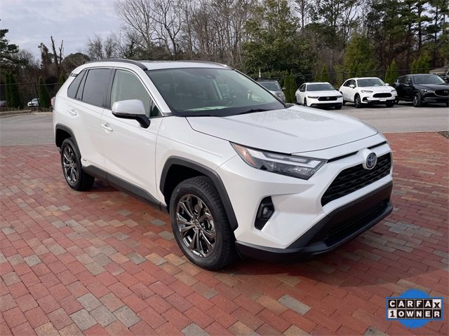 Used 2023 Toyota RAV4 XLE Premium image 38