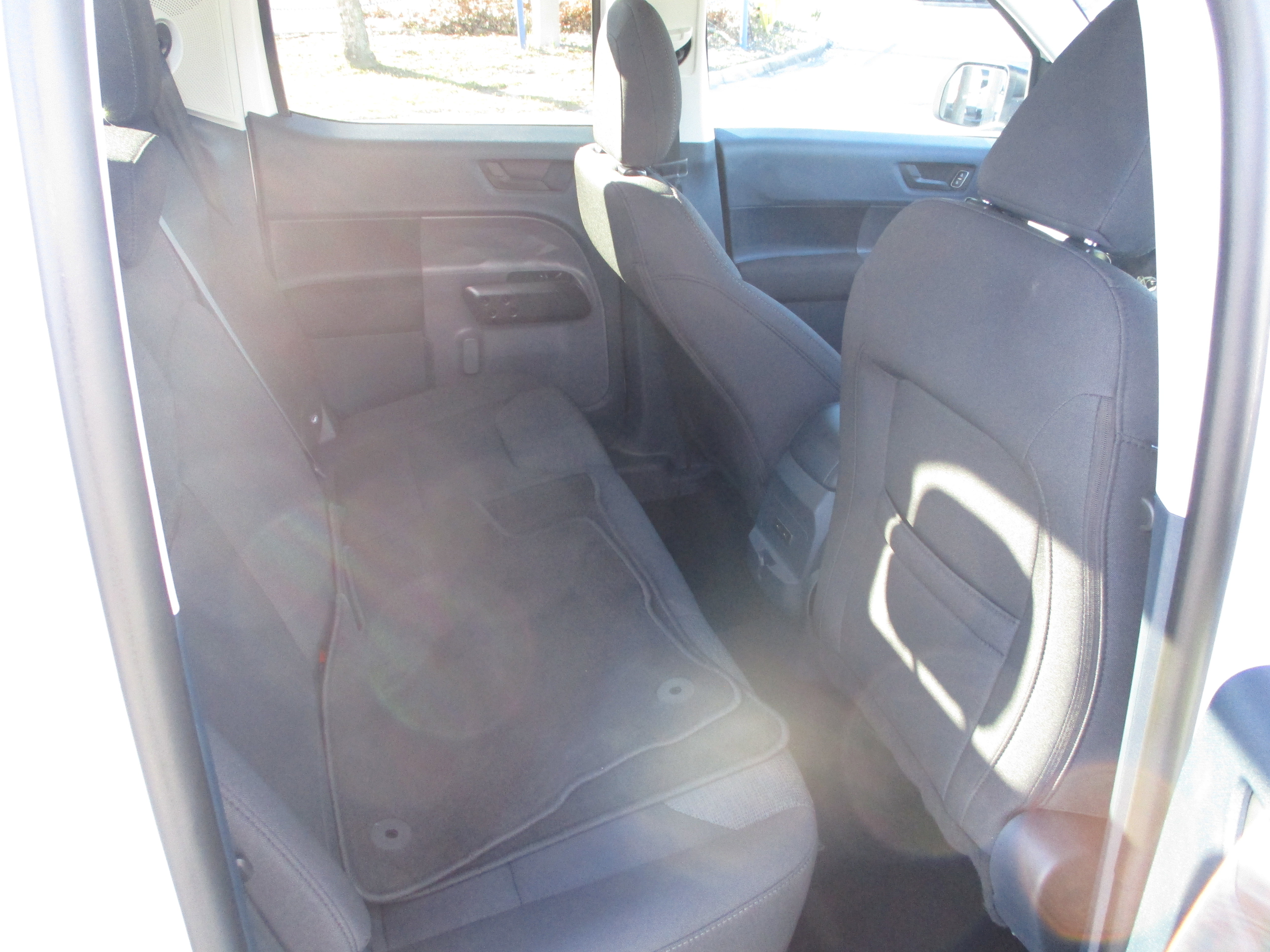 Used 2025 Ford Maverick XL w/ Equipment Group 102A image 12