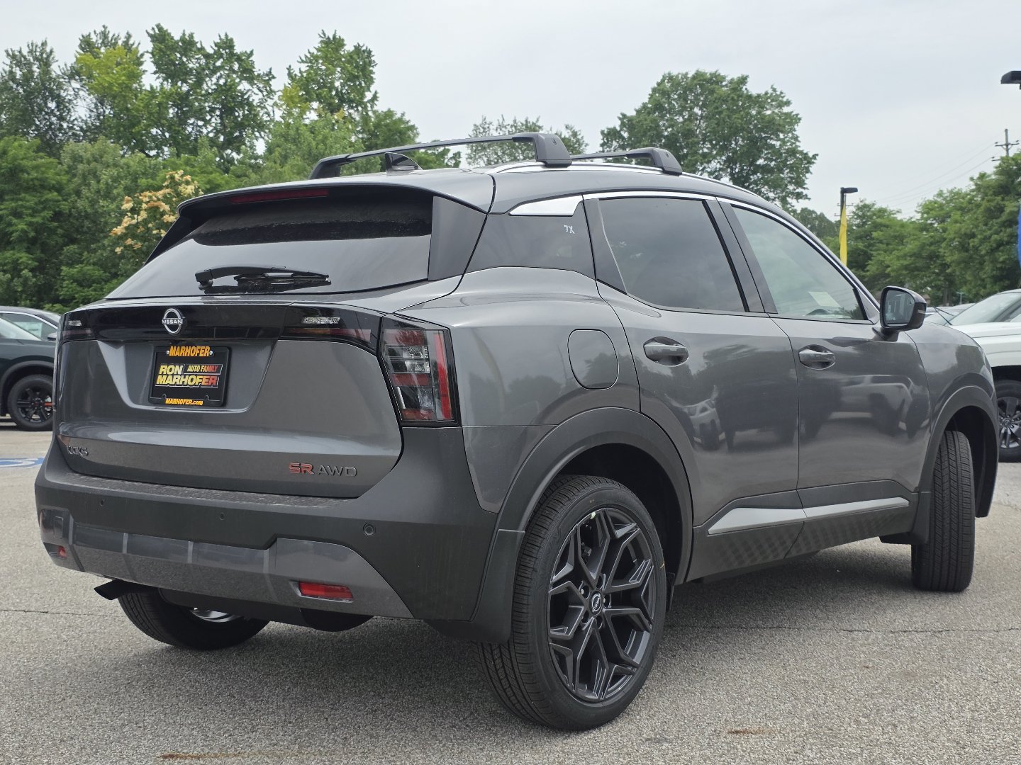 New 2026 Nissan Kicks SR AWD/4WD image 18