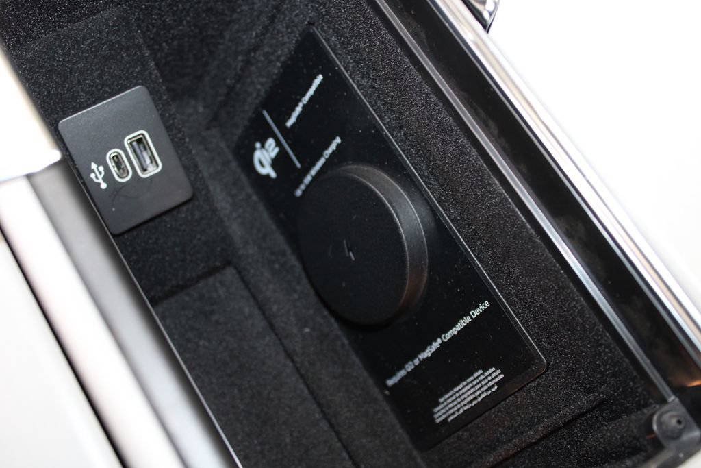 New 2027 Lincoln Navigator Premiere RWD image 48