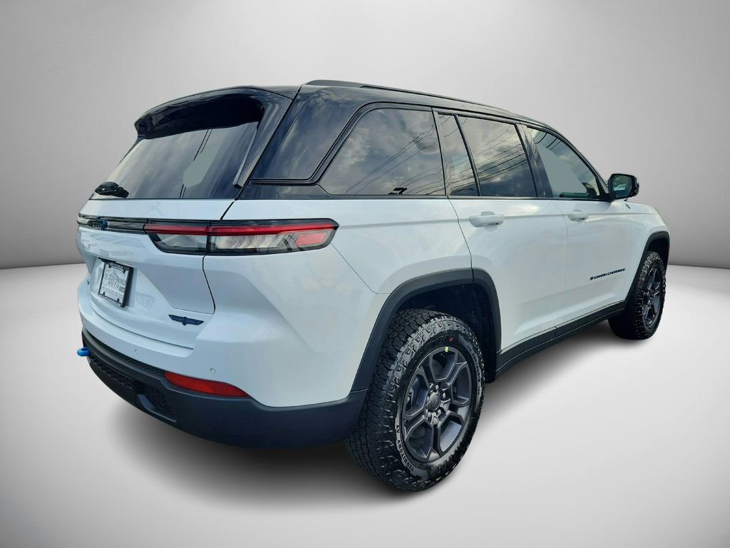 New 2024 Jeep Grand Cherokee Trailhawk image 3