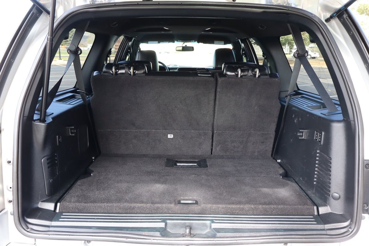 Used 2015 Ford Expedition EL XLT w/ Equipment Group 202A image 14
