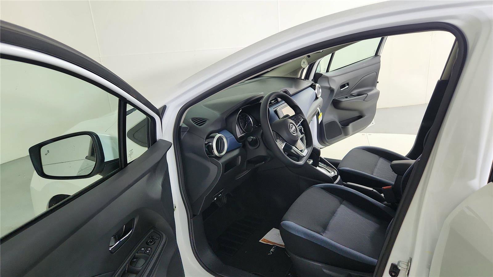 New 2025 Nissan Versa SV w/ Trunk Package image 15