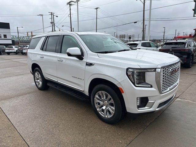 Used 2024 GMC Yukon Denali w/ LPO, Floor Liner Package image 7