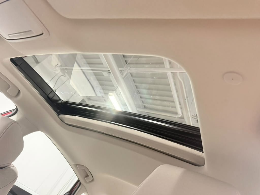 Certified 2025 Honda Accord SE image 32