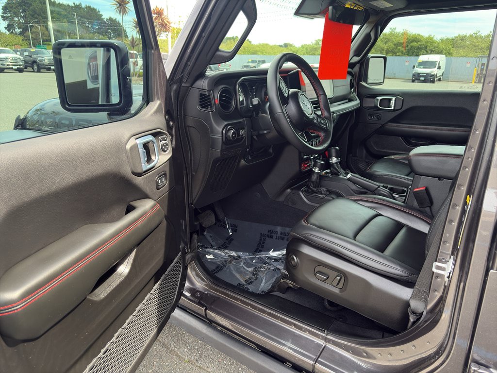 Used 2026 Jeep Wrangler Unlimited Rubicon 392 w/ Quick Order Package 27X Moab AWD/4WD image 8