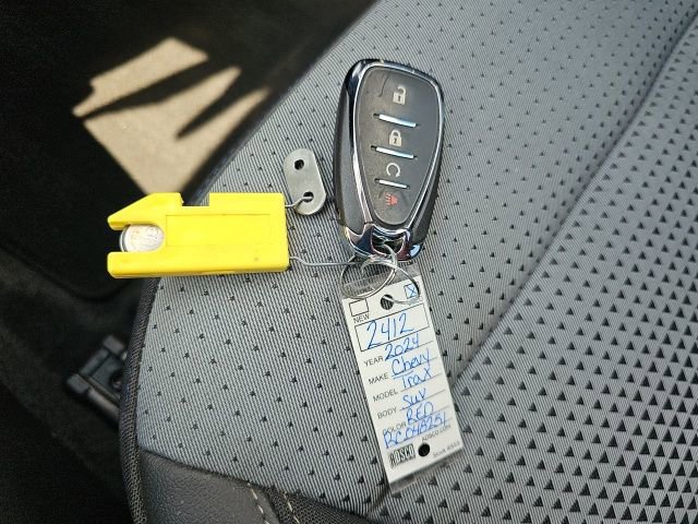 Used 2024 Chevrolet Trax LT w/ LT Convenience Package image 53