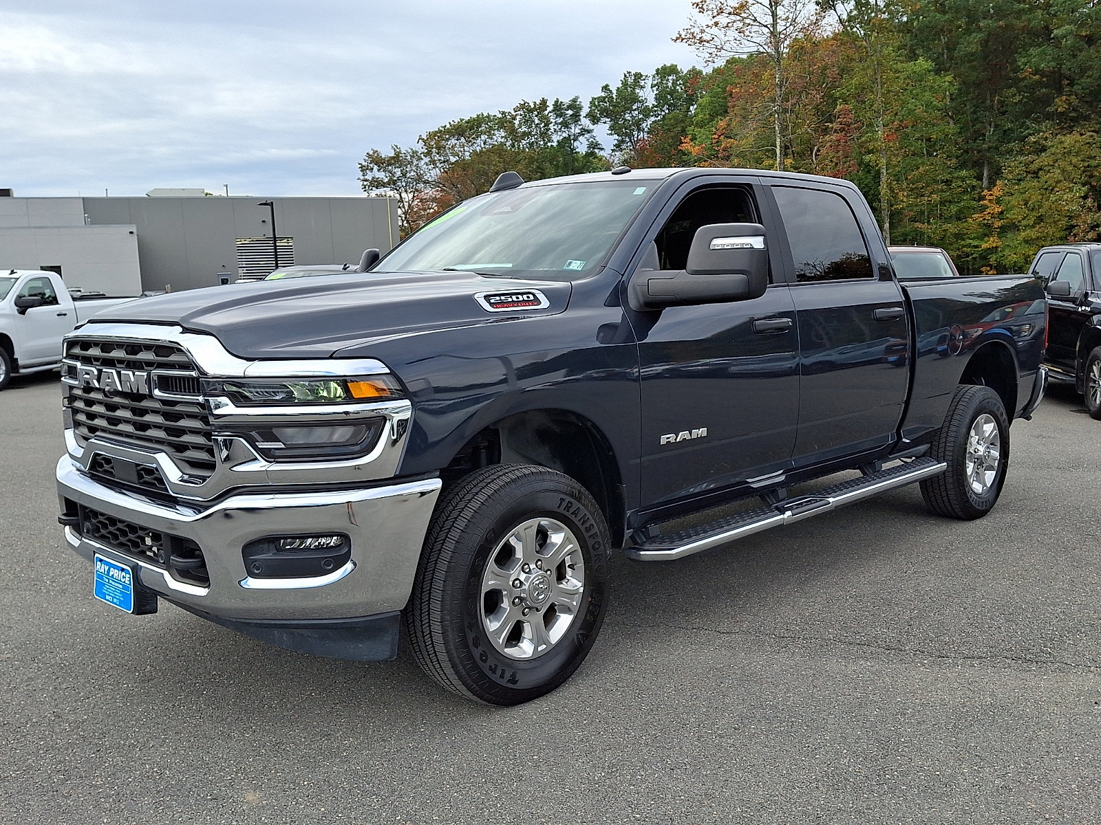 Used 2026 RAM 2500 Big Horn AWD/4WD image 3