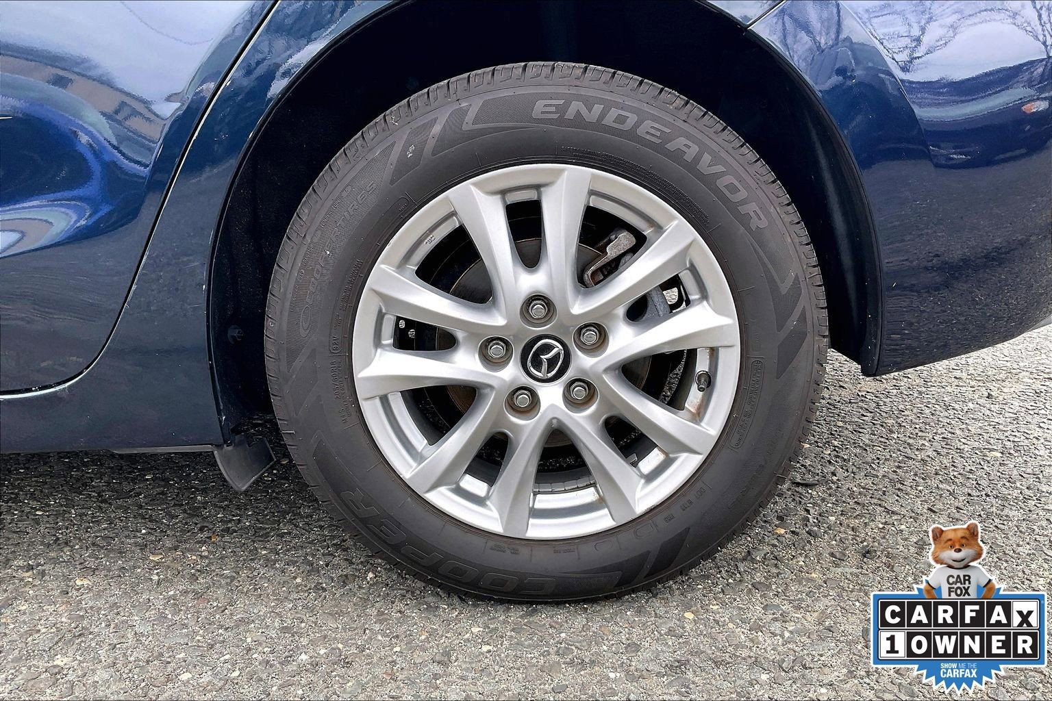 Used 2018 MAZDA MAZDA3 Sport w/ Preferred Equipment Package image 11