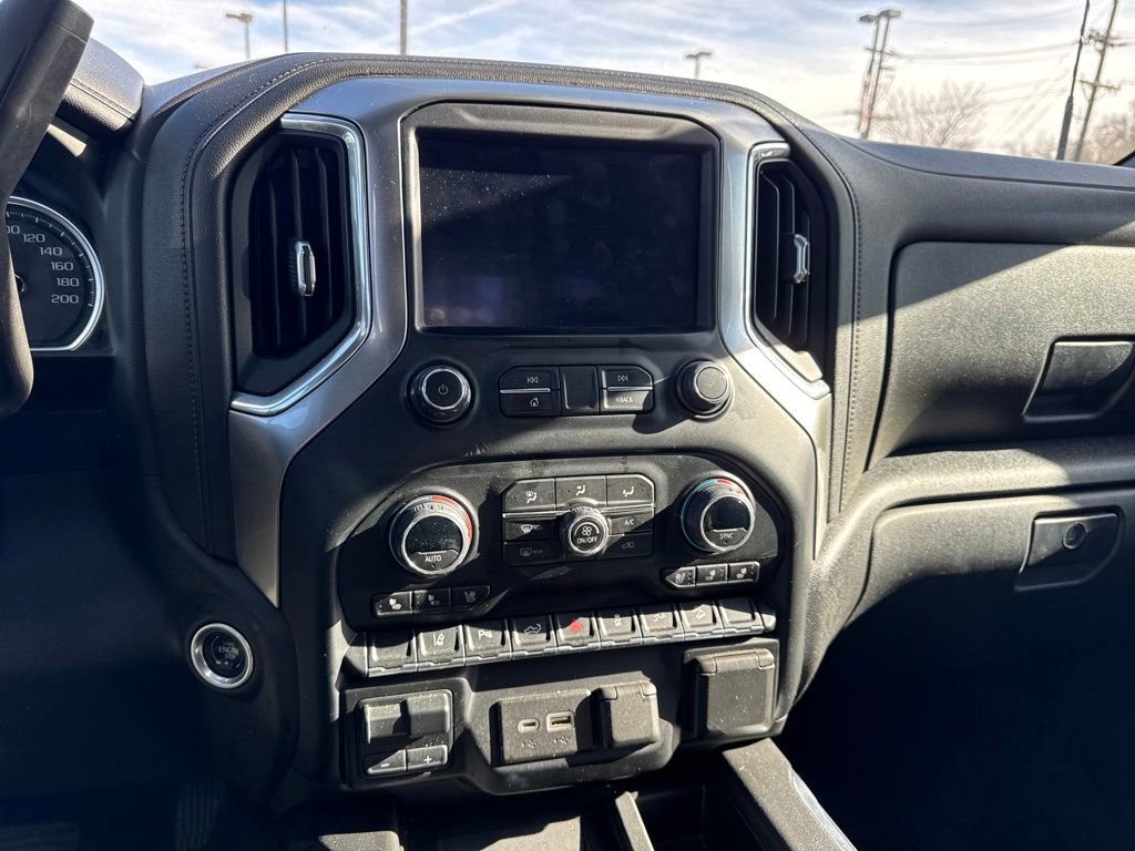 Used 2022 Chevrolet Silverado 2500 LTZ w/ LTZ Plus Package image 21